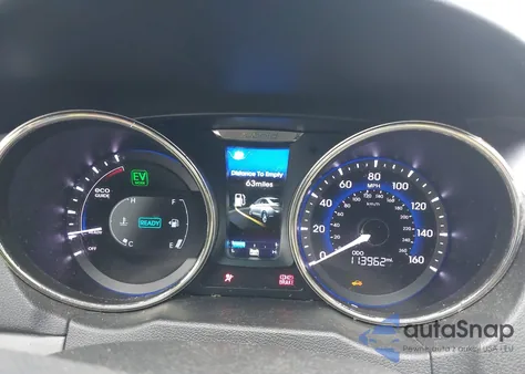 2011 Hyundai Sonata Hybrid from USA, damaged, VIN KMHEC4A44BA004891
